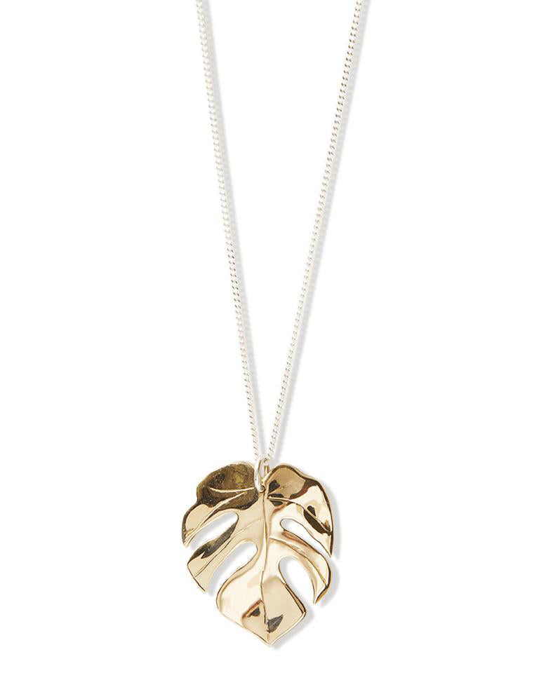 Fine Sterling Silver Curb chain with link attaching the Bronze Monstera 1 pendant 