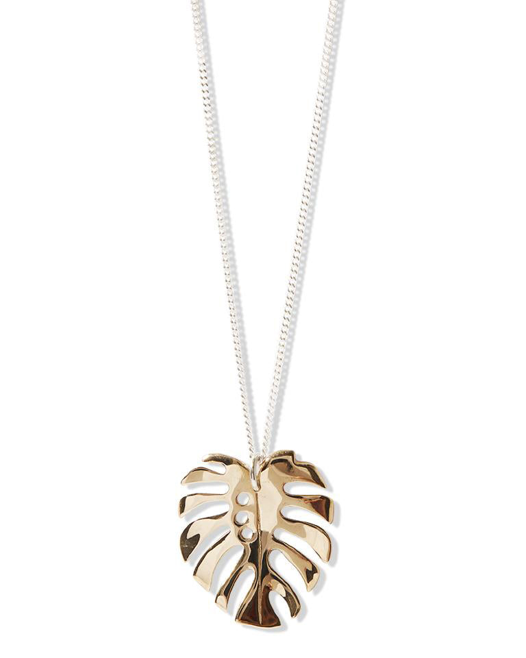 Fine Sterling Silver Curb chain with link attaching the Bronze Monstera 3 pendant 